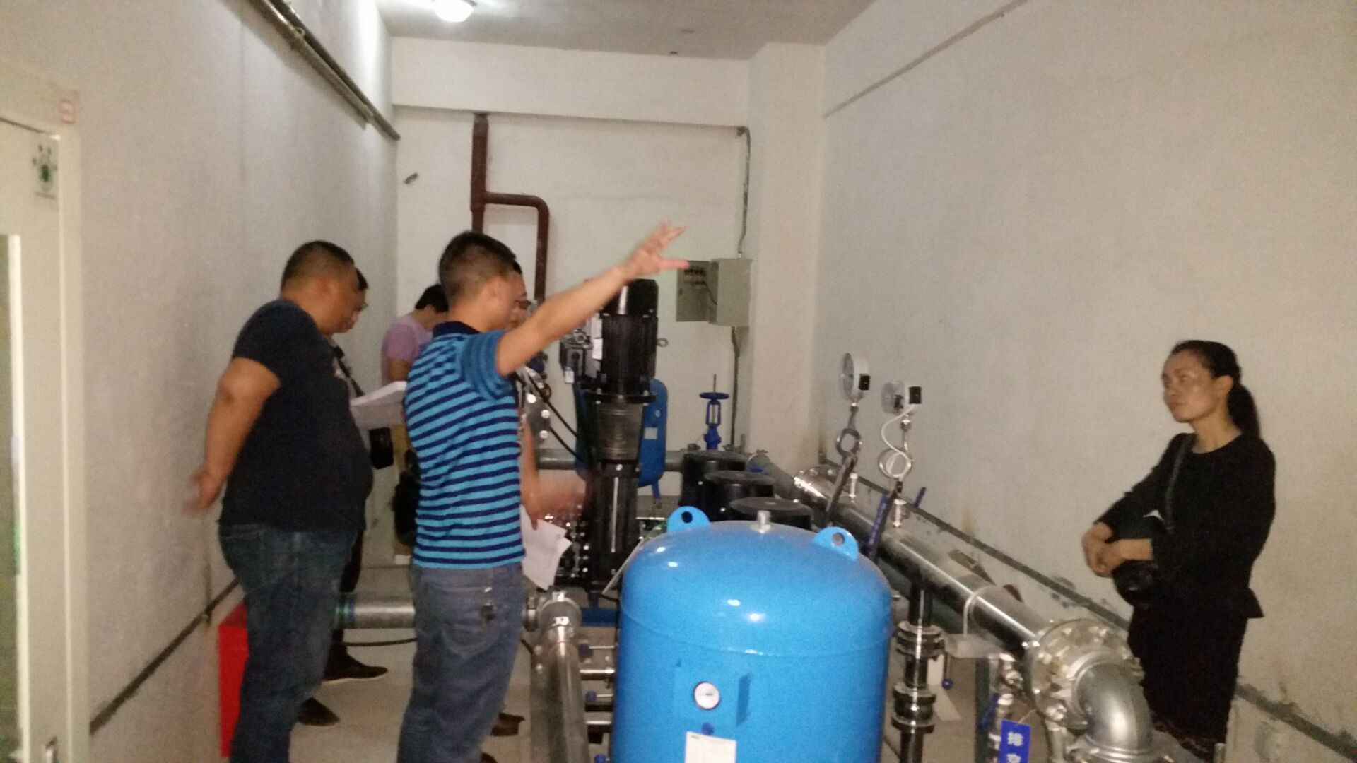 �ɶ����ɇ��H��B�㉺׃�l��ˮ�O��������