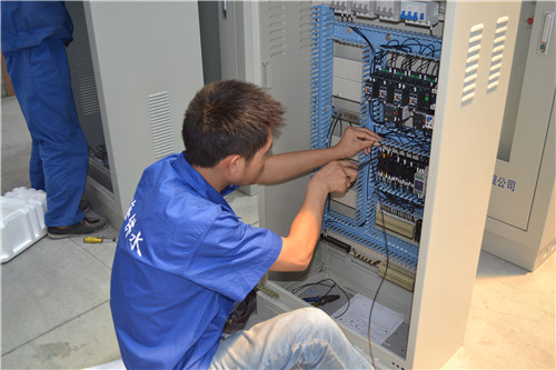 ������ˣ��ߌӽ������νoˮ�O��ą^��